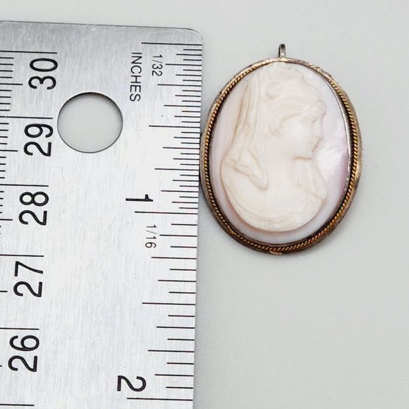 Antique Pink Shell Carved Cameo Gold and 900 Silver Oval Brooch Pendant - Picture 8 of 10